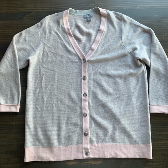 SALE 🔥 Martha Stewart Gray And Pink Cardigan - Picture 1 of 7